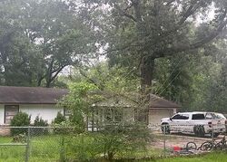 Pre-foreclosure in  HOWSER DR New Caney, TX 77357