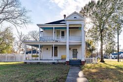 Pre-foreclosure in  Hanover St Edna, TX 77957