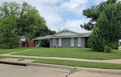 Hillsdale Ln, Garland TX