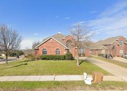 Pre-foreclosure in  Cliff Ridge Dr Dallas, TX 75249
