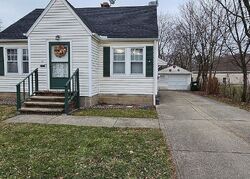 Pre-foreclosure in  Paul St Bedford, OH 44146
