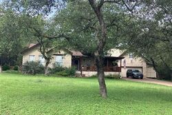 Pre-foreclosure in  Briarcliff Dr Spicewood, TX 78669