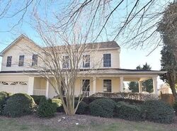Pre-foreclosure in  Matthew Dr Manassas, VA 20111