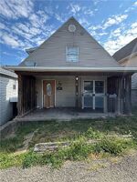 Pre-foreclosure in  5th St Westmoreland City, PA 15692