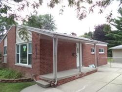 Pre-foreclosure in  IRVING ST Taylor, MI 48180