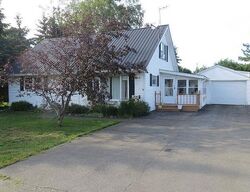  Pleasant St, Presque Isle ME