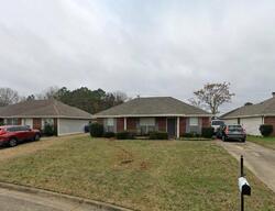 Pre-foreclosure in  Wittjen Ct Wetumpka, AL 36092