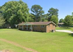 Pre-foreclosure in  Edmondson Rd Ne Hanceville, AL 35077