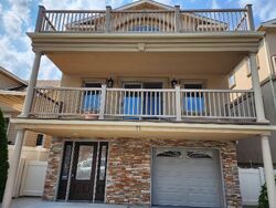 Pre-foreclosure in  Pennsylvania Ave Long Beach, NY 11561