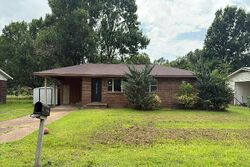  Se 2nd St, Hoxie AR