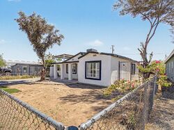 Pre-foreclosure in  S 6th St Phoenix, AZ 85004