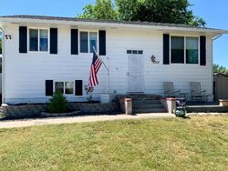 Pre-foreclosure in  Phillips Rd Yuba City, CA 95991
