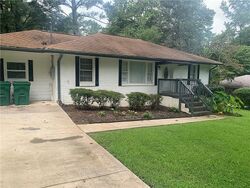 Pre-foreclosure in  N Columbia Pl Decatur, GA 30032