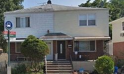 Pre-foreclosure in  149th Ave Rosedale, NY 11422