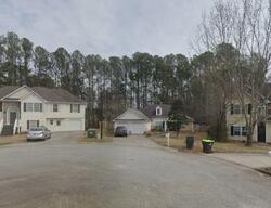 Pre-foreclosure in  Oakhaven Way Villa Rica, GA 30180