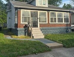 Pre-foreclosure in  N 46th St Louisville, KY 40212