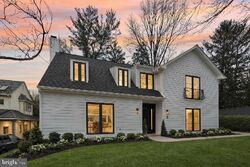 Pre-foreclosure in  Alden Ln Chevy Chase, MD 20815