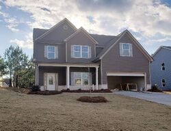 Pre-foreclosure in  Lake Ridge Ln Fairburn, GA 30213
