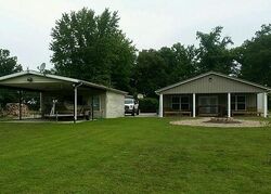  Clark Cemetery Rd, Carlyle IL
