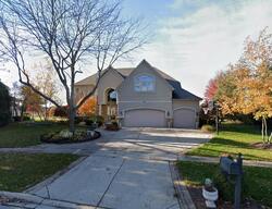 Pre-foreclosure in  Marsh Ln Batavia, IL 60510