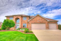 Pre-foreclosure in  Plank Trail Dr Frankfort, IL 60423