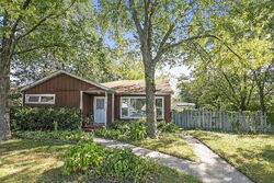 Pre-foreclosure in  Jodave Ave Hazel Crest, IL 60429