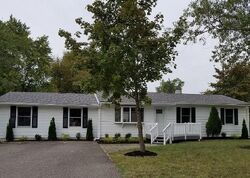 Pre-foreclosure in  Brookside Dr Howell, NJ 07731