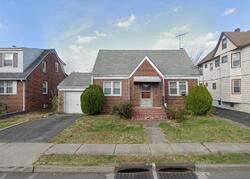 Hilton St, Clifton NJ