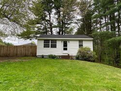 Pre-foreclosure in  S Spencer Rd Spencer, MA 01562