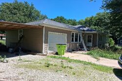 Pre-foreclosure in  Wesley Ct Sedalia, MO 65301