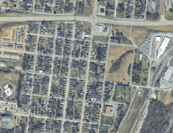 Pre-foreclosure in  Ranney Ave Cape Girardeau, MO 63703