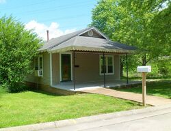 Pre-foreclosure in  Clay St Park Hills, MO 63601