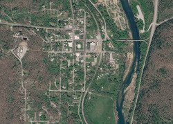 Pre-foreclosure in  S Maple St Galena, MO 65656