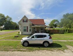 Pre-foreclosure in  W Page St Vandalia, MO 63382