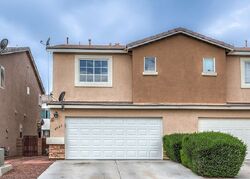 Pre-foreclosure in  Halfmoon Bay Dr Las Vegas, NV 89115