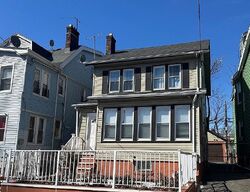 Pre-foreclosure in  Hunterdon St Newark, NJ 07112