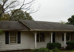 Pre-foreclosure in  GREENFIELD AVE Pendleton, SC 29670