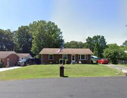 Seay Ct, Clarksville, TN