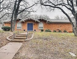  Halifax Ct, Arlington TX