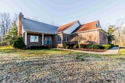 Pre-foreclosure in  Moutardier Rd Leitchfield, KY 42754