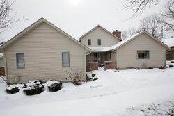 Pre-foreclosure in  Greenwood Park Pittsford, NY 14534