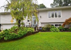 Pre-foreclosure in  Lauren Ave Huntington Station, NY 11746
