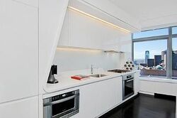 Pre-foreclosure in  Washington St h New York, NY 10006