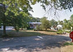 Pre-foreclosure in  Mclane Dr Huntington Station, NY 11746