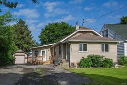 Pre-foreclosure in  Breman Ave Syracuse, NY 13211