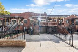 Pre-foreclosure in  Avenue W Brooklyn, NY 11229