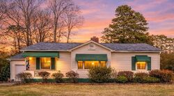 Pre-foreclosure in  Glenwood Ave Salisbury, NC 28146