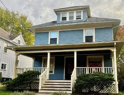 Pre-foreclosure in  Marvin Ave Akron, OH 44302