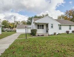 Pre-foreclosure in  Arbor Way Sylvania, OH 43560