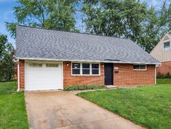 Pre-foreclosure in  Malone Dr Reynoldsburg, OH 43068